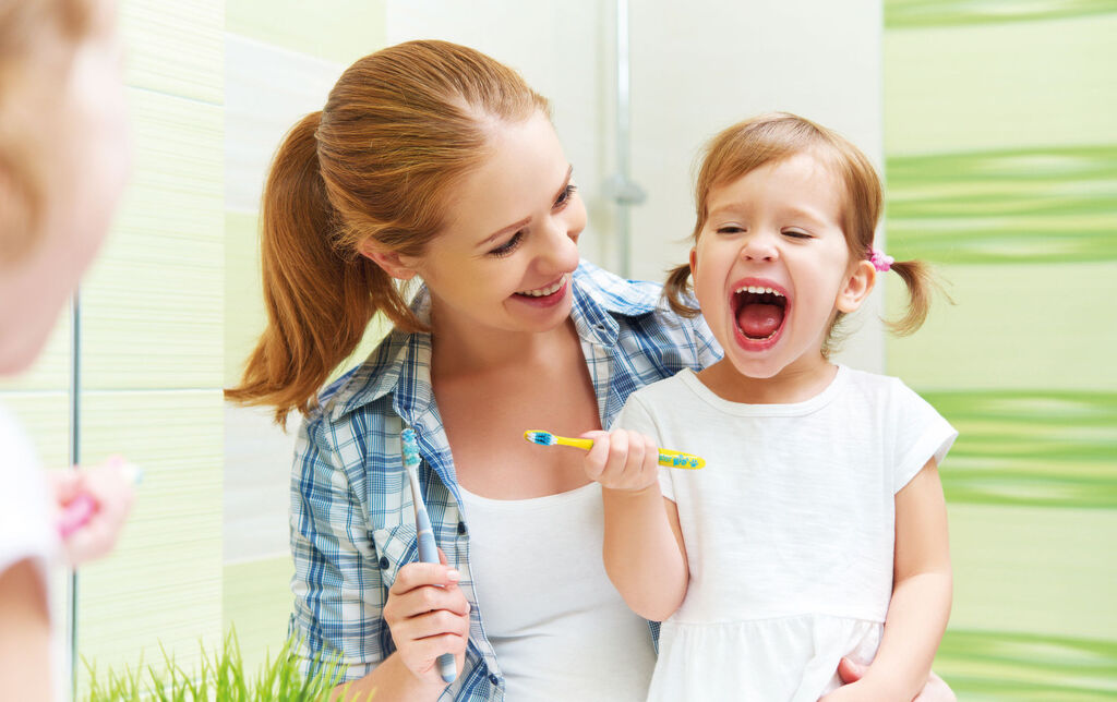 ORAL-B: 12 порад як зробити чищення зубів веселим для дітей